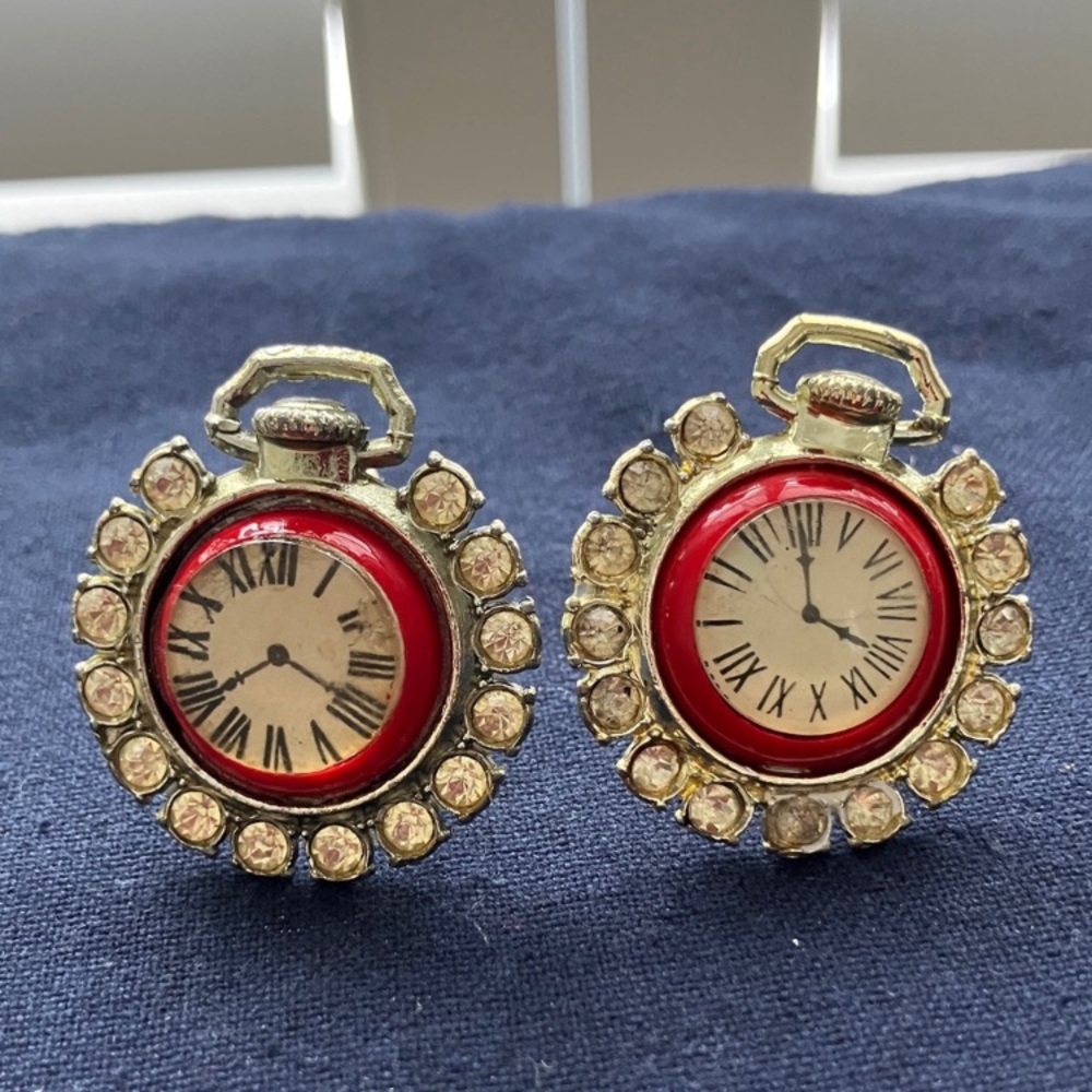Elegant Red and Silver Women's Cufflinks